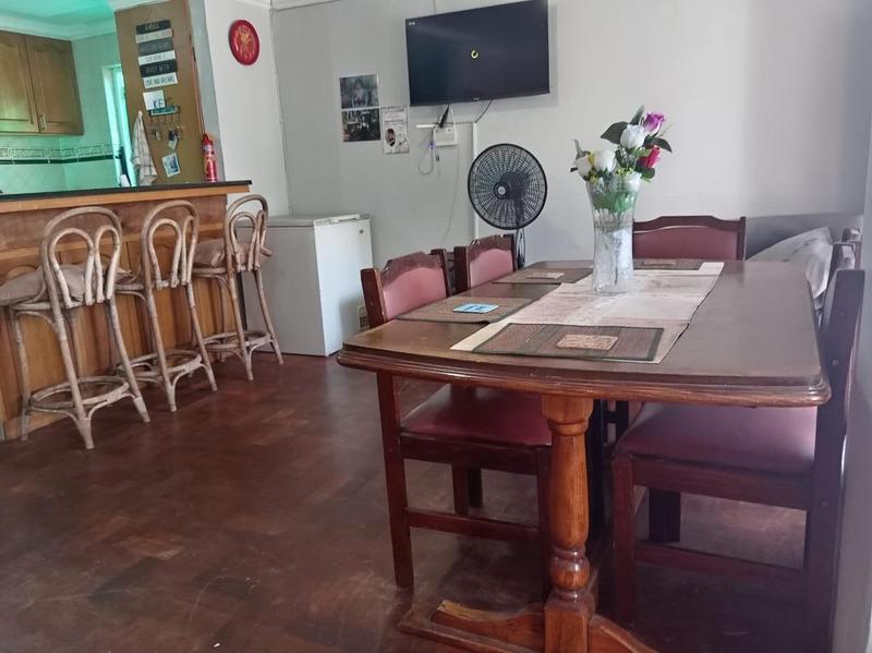 5 Bedroom Property for Sale in Rocklands Western Cape